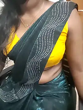 Snapshot of Tamilmallu-duskygirl03 chatting on 14, 5, 2026 Tamilmallu-duskygirl03 online show from 14, 5, 2026