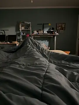 Beastyfuck online show from 4, 2, 2026