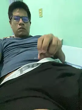 Lukein23 online show from 8, 4, 2026