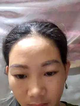 Snapshot of gio-thu chatting on 18, 6, 2026 gio-thu online show from 18, 6, 2026