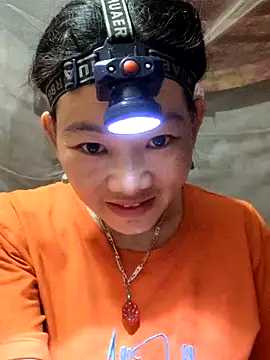 Snapshot of gio-thu chatting on 21, 6, 2026 gio-thu online show from 21, 6, 2026