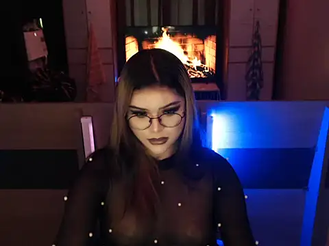 Snapshot of tyra_lurer chatting on 15, 10, 2025 tyra lurer online show from 15, 10, 2025