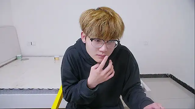 KK-cuteboy online show from 3, 4, 2026