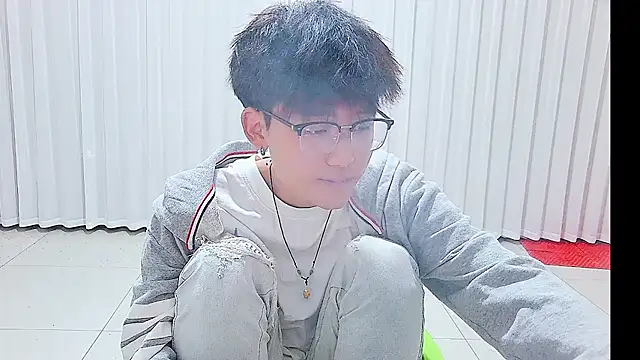 KK-cuteboy online show from 20, 7, 2026