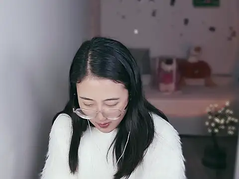 Snapshot of Queena_ chatting on 12, 1, 2026 Queena online show from 12, 1, 2026