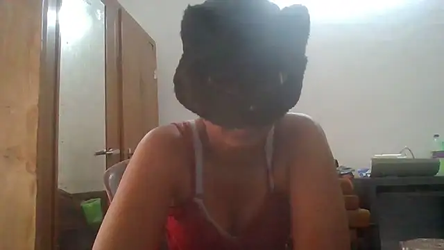 Nora-2003 online show from 17, 3, 2026