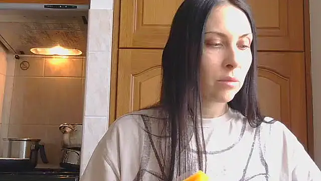 Snapshot of Olivarra chatting on 2, 3, 2026 Olivarra online show from 2, 3, 2026