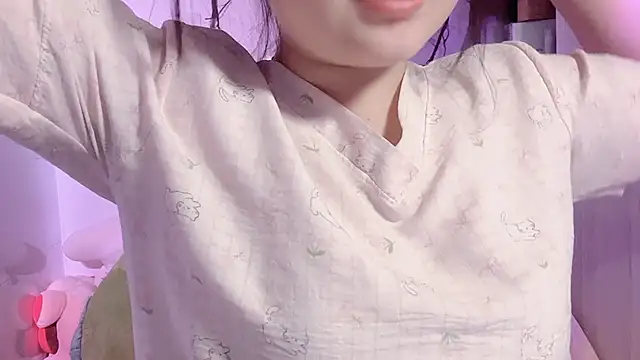 Snapshot of BeChinh_Lee chatting on 17, 7, 2026 BeChinh Lee online show from 17, 7, 2026