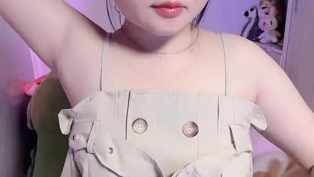 Snapshot of BeChinh_Lee chatting on 25, 7, 2026 BeChinh Lee online show from 25, 7, 2026