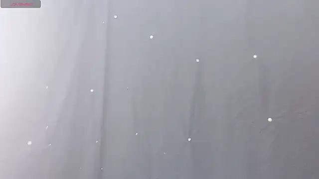 Snapshot of Lynnalltop-165-KeKe chatting on 3, 11, 2025 Lynnalltop-165-KeKe online show from 3, 11, 2025