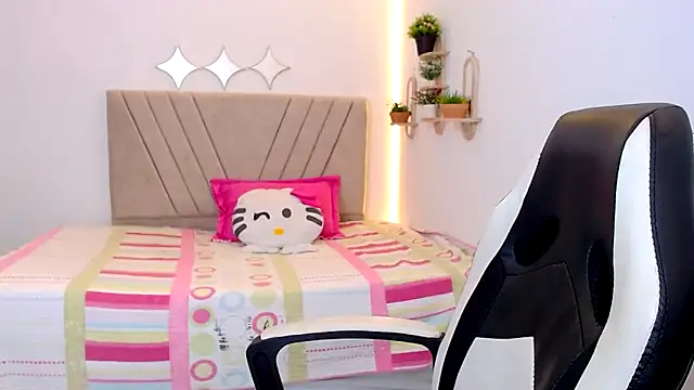 Snapshot of zara_cute chatting on 29, 5, 2026 zara cute online show from 29, 5, 2026