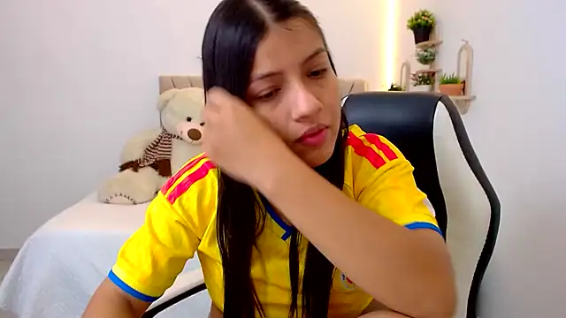 Snapshot of zara_cute chatting on 7, 7, 2026 zara cute online show from 7, 7, 2026