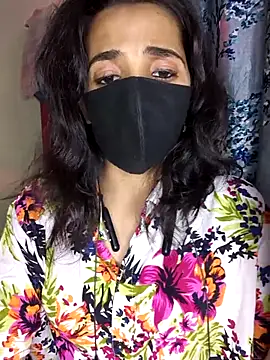 Snapshot of Royal_Shona chatting on 18, 10, 2025 Royal Shona online show from 18, 10, 2025