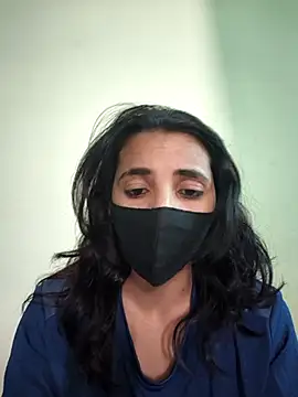 Snapshot of Royal_Shona chatting on 15, 11, 2025 Royal Shona online show from 15, 11, 2025