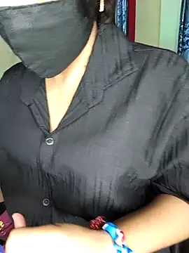 Snapshot of Royal_Shona chatting on 16, 11, 2025 Royal Shona online show from 16, 11, 2025