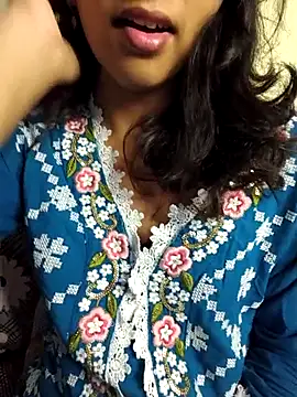 Snapshot of Royal_Shona chatting on 5, 12, 2025 Royal Shona online show from 5, 12, 2025