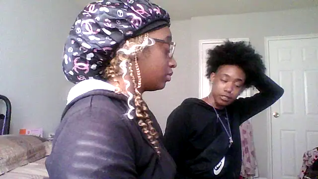 dezzidavill online show from 9, 4, 2026