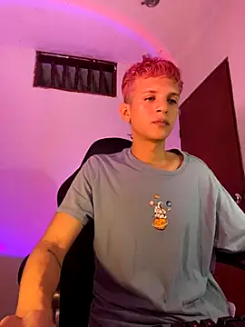 tylernova online show from 14, 11, 2025