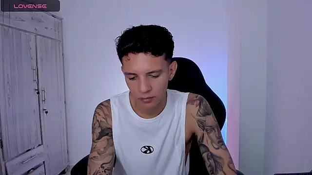 Snapshot of tylernova chatting on 9, 5, 2026 tylernova online show from 9, 5, 2026