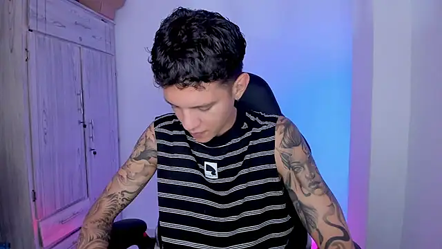 Snapshot of tylernova chatting on 23, 5, 2026 tylernova online show from 23, 5, 2026