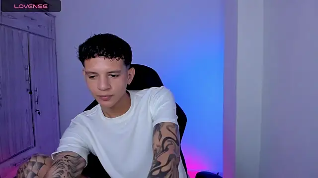 Snapshot of tylernova chatting on 28, 5, 2026 tylernova online show from 28, 5, 2026
