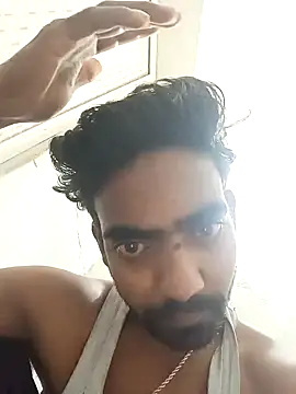 Snapshot of ShowedWringer chatting on 3, 11, 2025 ShowedWringer online show from 3, 11, 2025