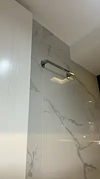 AbrilColls  online show from 1, 11, 2025