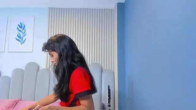 Snapshot of luly_dreams chatting on 12, 6, 2026 luly dreams online show from 12, 6, 2026