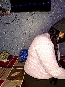 Sweet-Maddlina online show from 21, 12, 2025