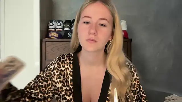 Snapshot of itssosierra chatting on 21, 5, 2026 itssosierra online show from 21, 5, 2026