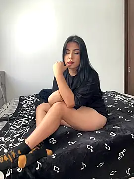 Sienna LaCroixx online show from 30, 10, 2025