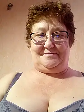 Snapshot of Katherine735 chatting on 10, 6, 2026 Katherine735 online show from 10, 6, 2026