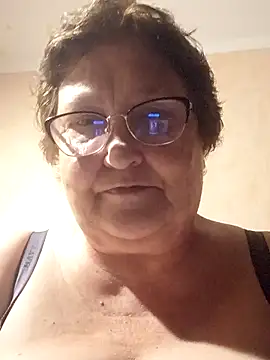 Snapshot of Katherine735 chatting on 1, 7, 2026 Katherine735 online show from 1, 7, 2026