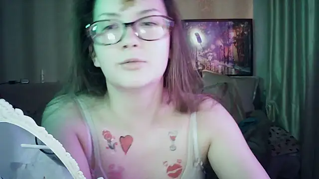 MoodieMira online show from 24, 6, 2026
