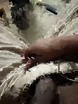 Snapshot of vi25vofgg chatting on 1, 11, 2025 vi25vofgg online show from 1, 11, 2025