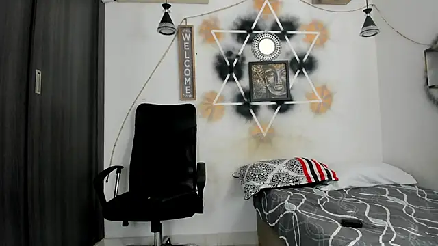 Snapshot of jhapsson_wong chatting on 14, 10, 2025 jhapsson wong online show from 14, 10, 2025