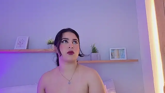 shainadavis online show from 13, 1, 2026