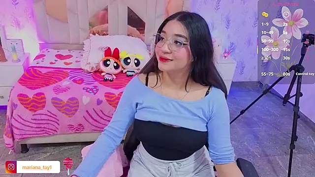 Snapshot of MARIANA_TAY1 chatting on 4, 6, 2026 MARIANA TAY1 online show from 4, 6, 2026