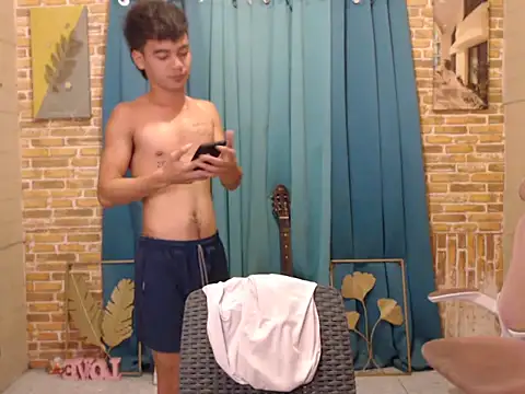 Snapshot of boy_raphael chatting on 1, 11, 2025 boy raphael online show from 1, 11, 2025