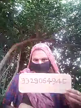 Snapshot of rasmi_powar chatting on 15, 10, 2025 rasmi powar online show from 15, 10, 2025