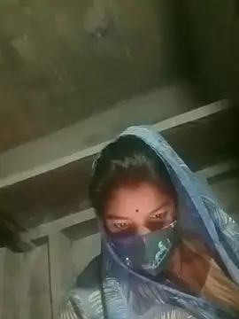 Snapshot of rasmi_powar chatting on 14, 11, 2025 rasmi powar online show from 14, 11, 2025