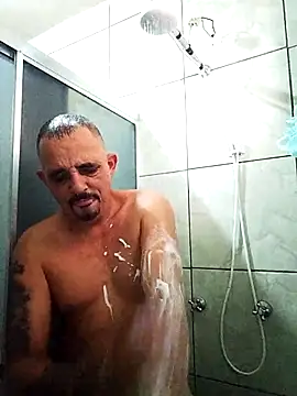 Snapshot of MORENORC79 chatting on 5, 4, 2026 MORENORC79 online show from 5, 4, 2026