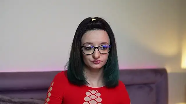 JoelleApril online show from 9, 3, 2026