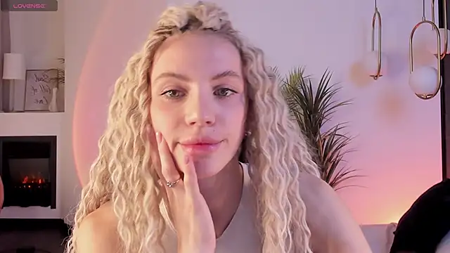 mia silkk online show from 22, 10, 2025