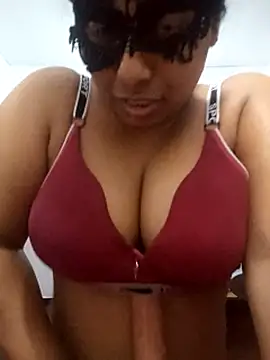 Snapshot of Expose_Queen chatting on 19, 6, 2026 Expose Queen online show from 19, 6, 2026