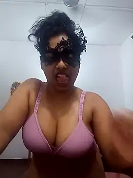 Snapshot of Expose_Queen chatting on 10, 7, 2026 Expose Queen online show from 10, 7, 2026