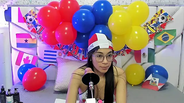 Snapshot of GabbiePrice chatting on 23, 6, 2026 GabbiePrice online show from 23, 6, 2026