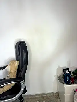  Isabella 1 online show from 30, 11, 2025