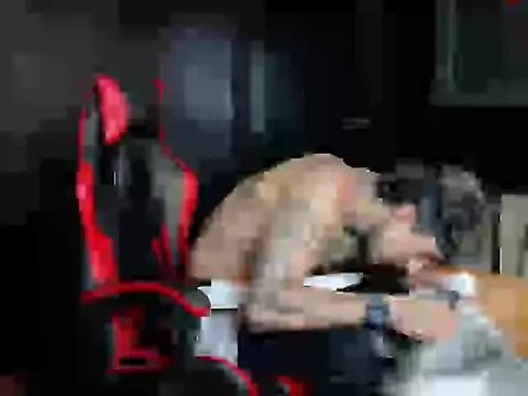 Molotov Explosive online show from 21, 11, 2025