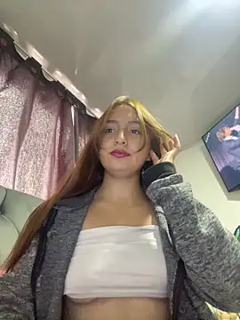 Snapshot of Leah_moon1 chatting on 3, 3, 2026 Leah moon1 online show from 3, 3, 2026